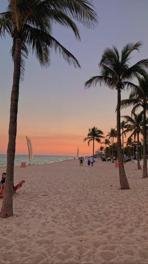 הוליווד West Lake Park Holiday Retreat Dania Beach מראה חיצוני תמונה