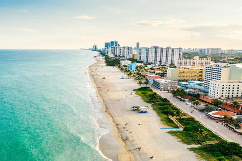 הוליווד West Lake Park Holiday Retreat Dania Beach מראה חיצוני תמונה